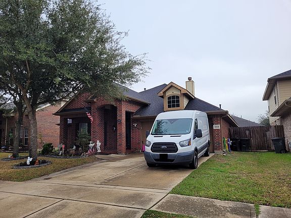2nd image of 7814 Crystal Moon Dr