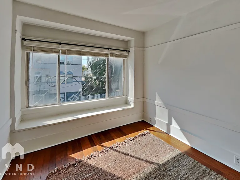 1806 Filbert St — Photo 7