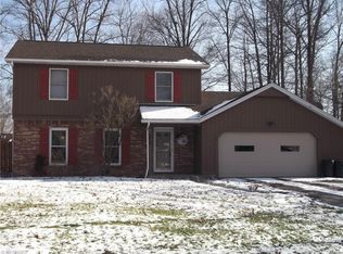 2612 Pine Oak Ct, Niles, OH 44446