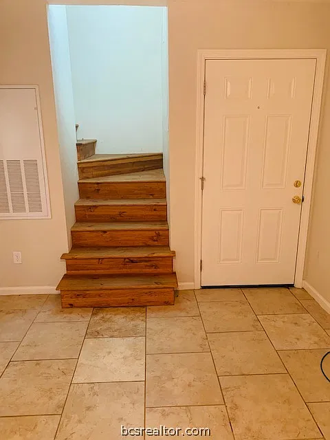 1810 Potomac Pl — Photo 3