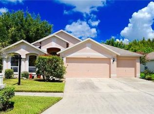 30056 Morningmist Dr, Wesley Chapel, FL 33543
