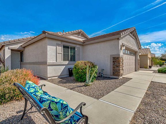 3rd image of 36329 N Mirandesa Dr