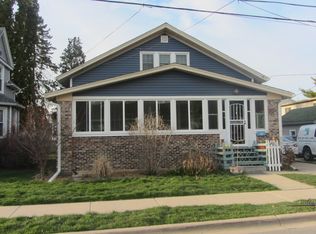 613 Archie Pl, Sycamore, IL 60178