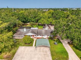 4511 Wilkinson Rd, Sarasota, FL 34233