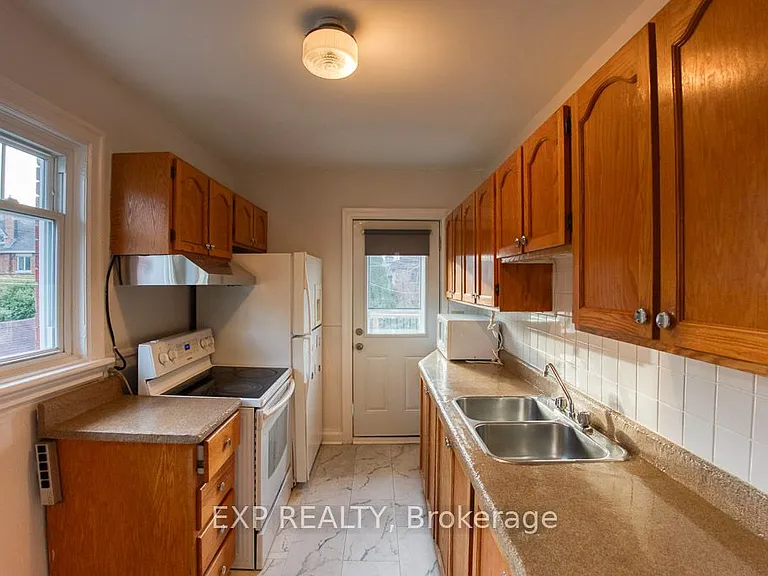 448 Holland Ave — Photo 34