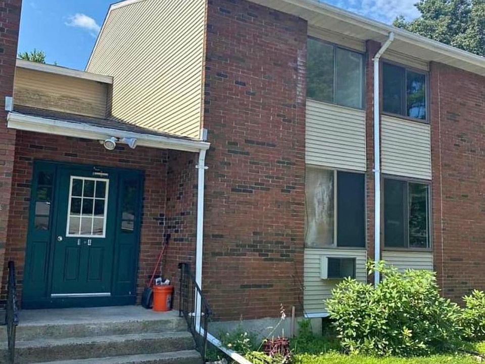 1st image of 130 Jefferson Ave #4