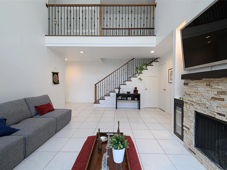5614 Innsbruck St — Photo 5