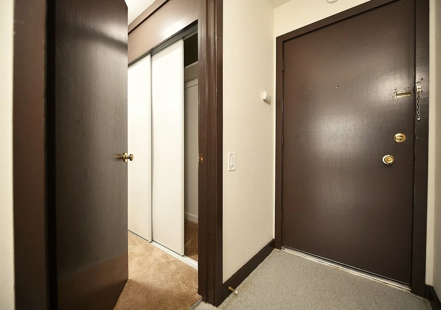 2310 Piedmont Ave — Photo 3