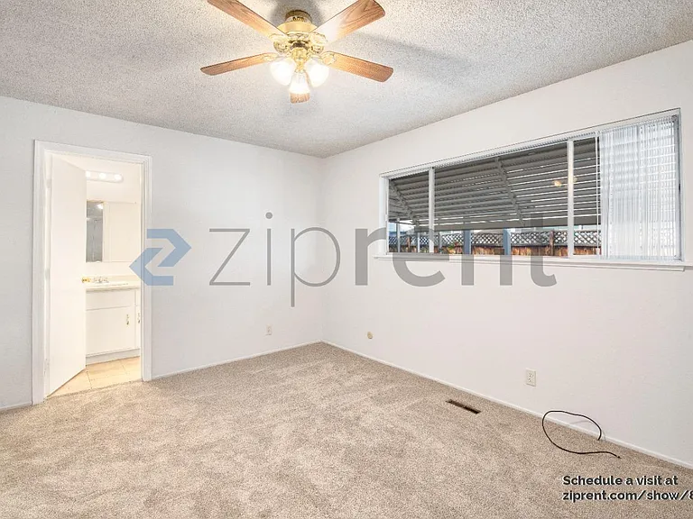 1657 Kingman Ave — Photo 11
