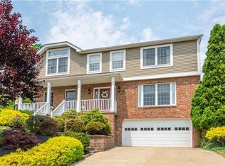 1241 Woodcock Ct, Bethel Park, PA