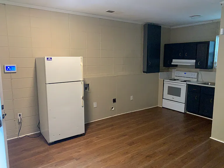 1332 Saint Ann St #A — Photo 10