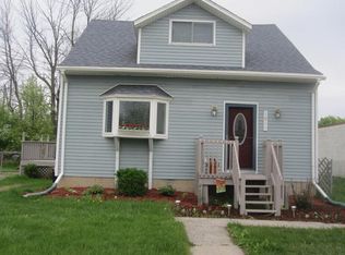 1011 S Trumbull St, Bay City, MI 48708