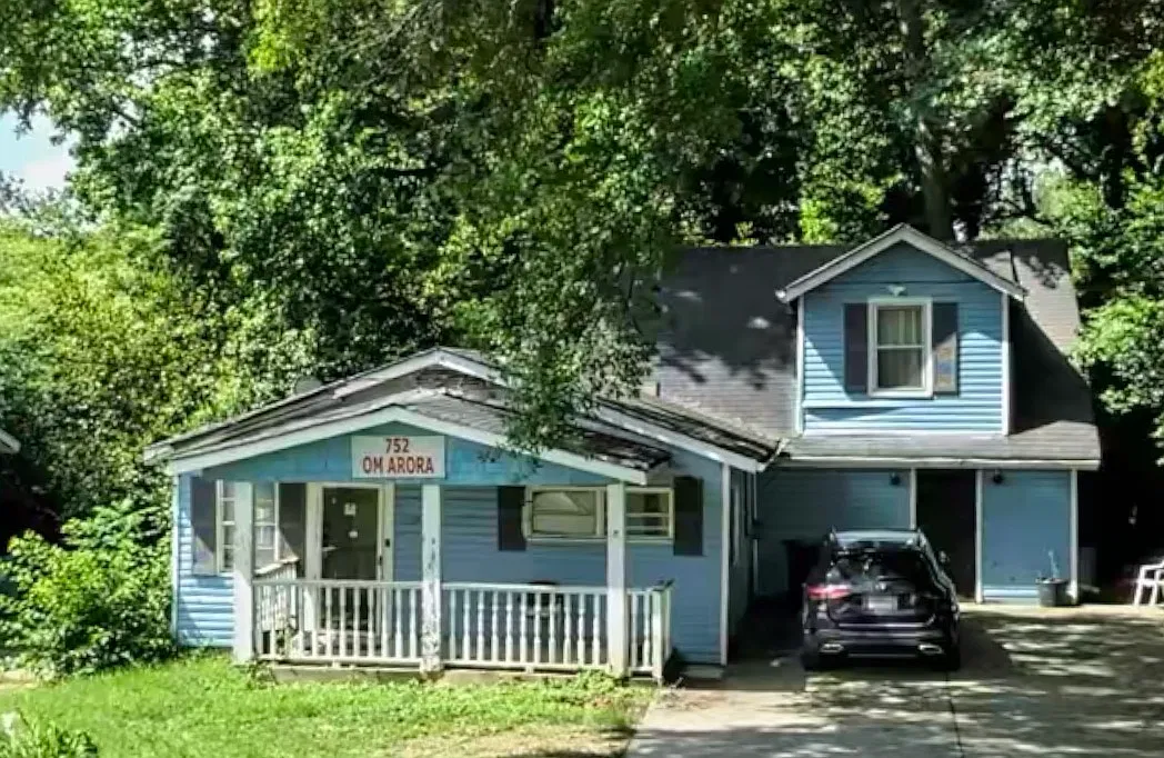 1 bed, 260 sqft, $1,350 — Photo 1