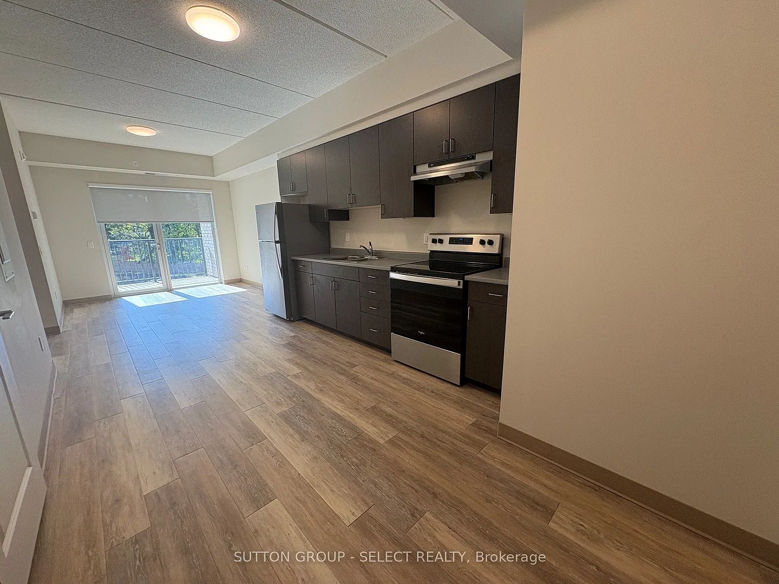 1 bed, $1,570 — Photo 3
