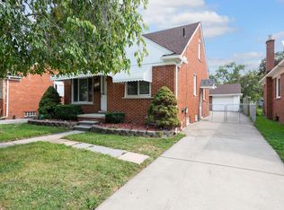 8420 Riverview St, Dearborn Heights, MI 48127