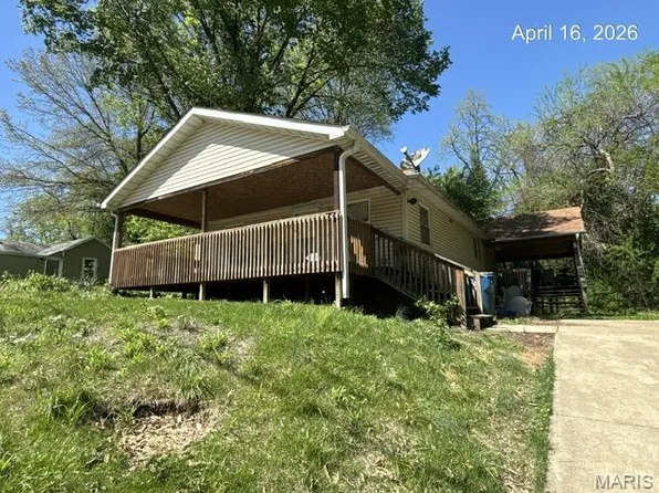 2204 Amelia St, Alton, IL 62002