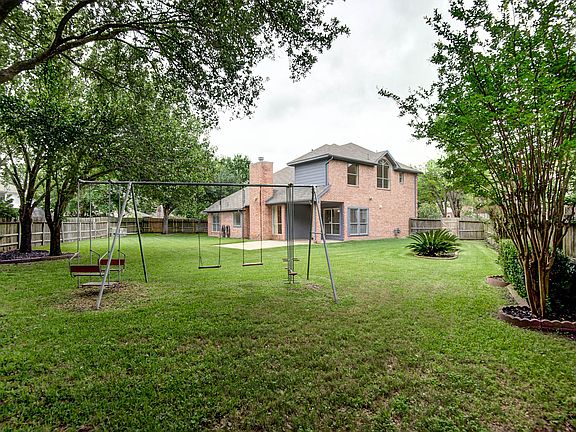 5th image of 13330 Denver Oaks Dr