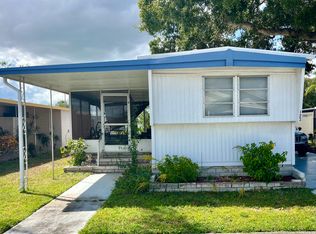 2505 E Bay Dr LOT 123, Largo, FL 33771