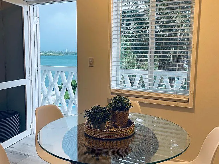 10250 W Bay Harbor Dr #3F — Photo 5