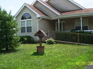 327 E Harvest Ln, Middletown, DE 19709