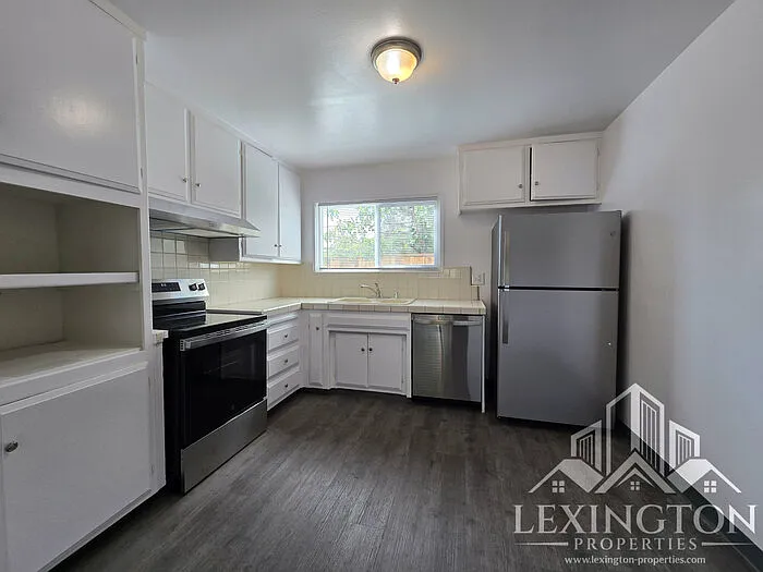 2404 Hurley Way #3 — Photo 8
