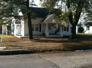 210 S Presley St, Atmore, AL 36502