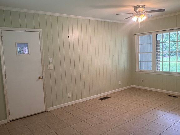 2nd image of 2934 Union Grove Rd