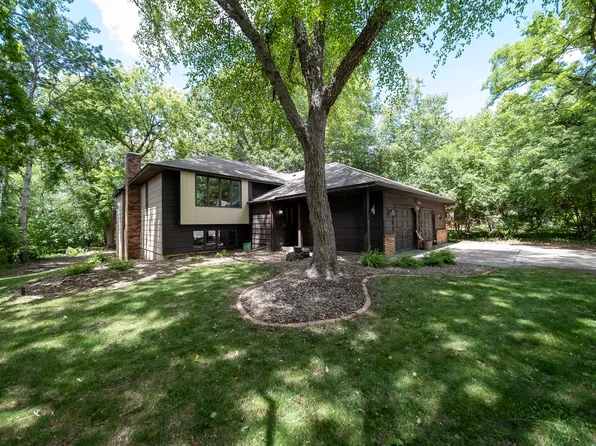 3521 Widgeon Way, Eagan, MN 55123