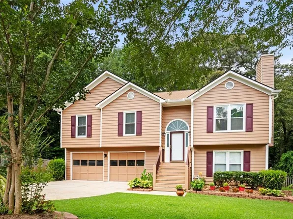 3049 Heathgate Ct, Lawrenceville, GA 30044