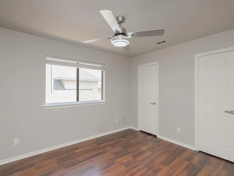 532 Lake Forest Dr — Photo 23