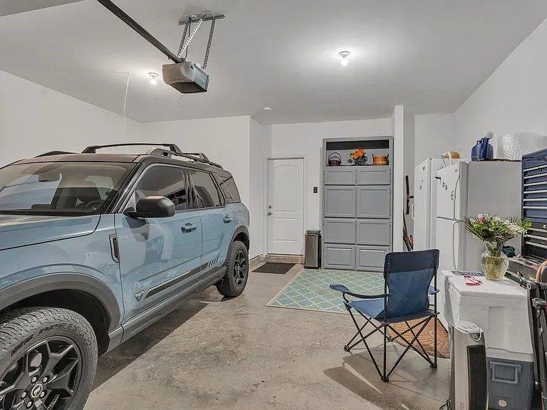 4937 Riverbank Dr — Photo 29