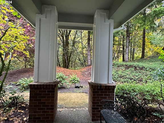 2nd image of 6775 Summerlinn Way