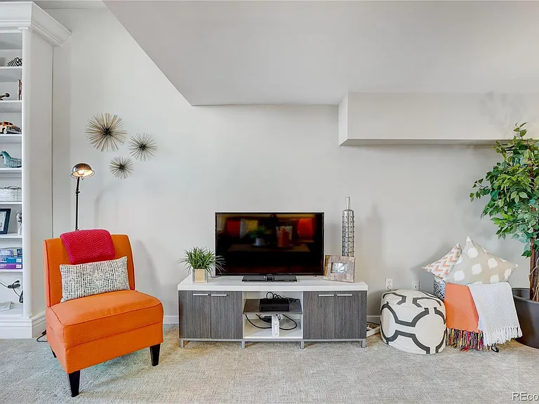 2193 Arapahoe St #11 — Photo 35