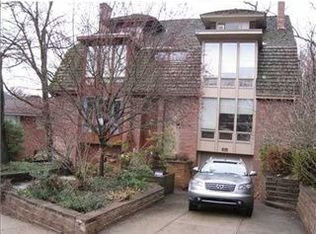 1814 Murdoch Rd, Pittsburgh, PA 15217