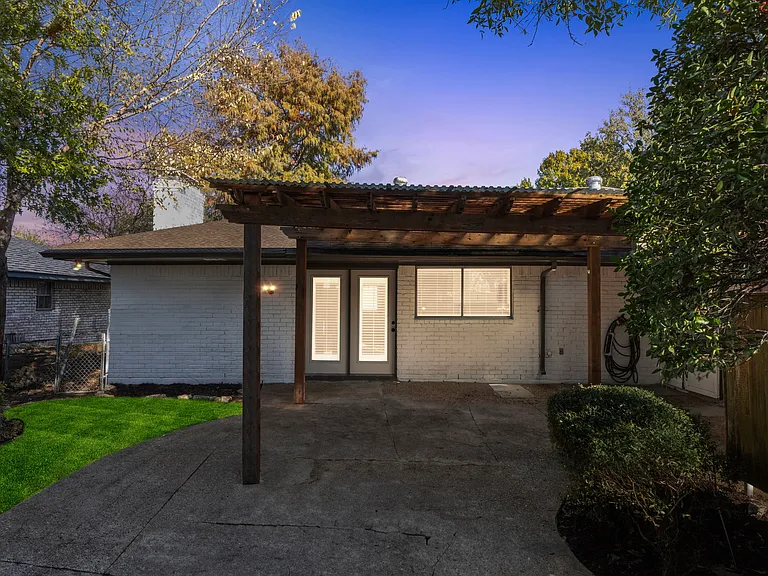 5909 Mark Ln — Photo 21