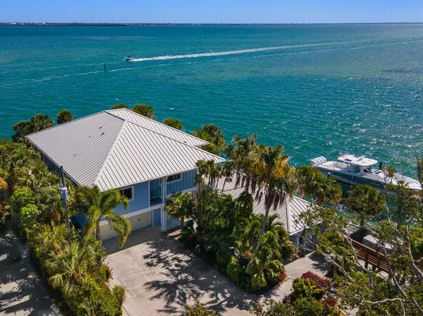 876 Tarawitt Dr, Longboat Key, FL 34228