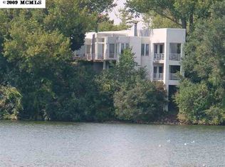 7 Briarstone Ct, Mason City, IA 50401