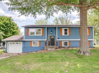 4713 Dwarf Ln, Alton, IL 62002