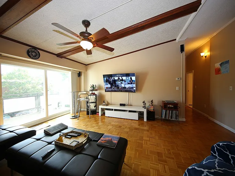 57 Broadlawn Park #24B — Photo 1