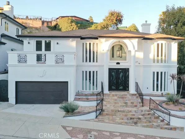 4223 Don Felipe Dr, Los Angeles, CA 90008