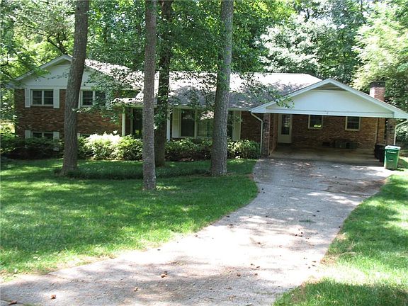 2nd image of 2281 Midvale Cir