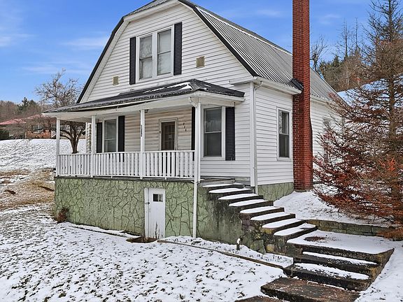 3rd image of 614 Jefferson St SE
