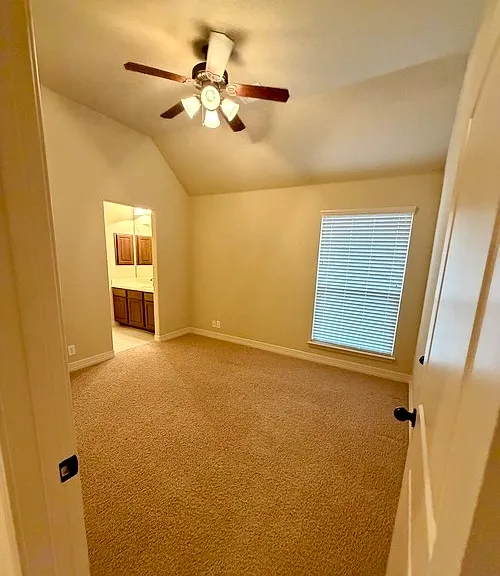 21706 Chaucer Hl — Photo 7