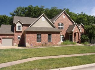 785 Southern Hills Dr, Eureka, MO