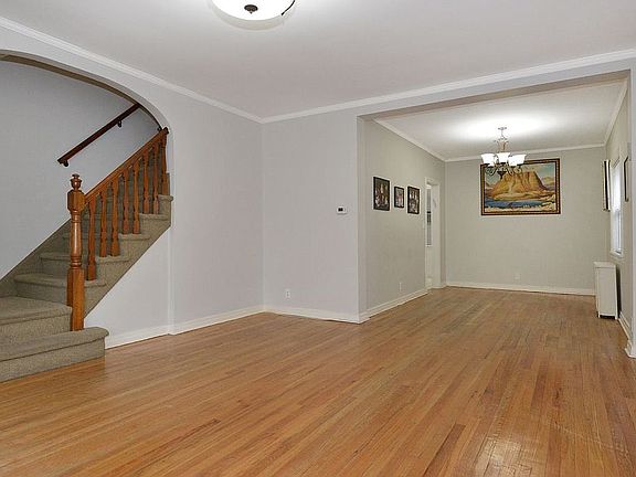 Spacious Living/Dining Rooms