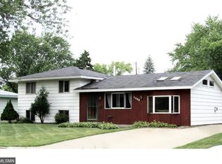 1459 Dixon Dr, Saint Paul Park, MN 55071