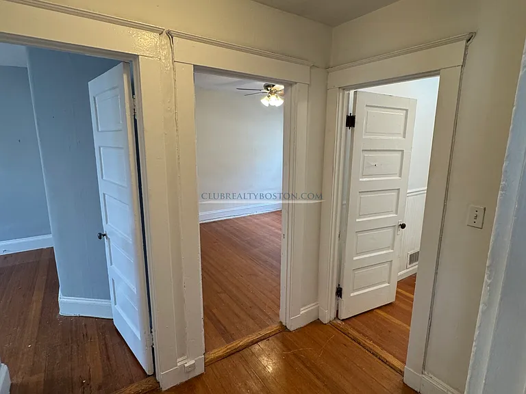 52 Montfern Ave #3 — Photo 20