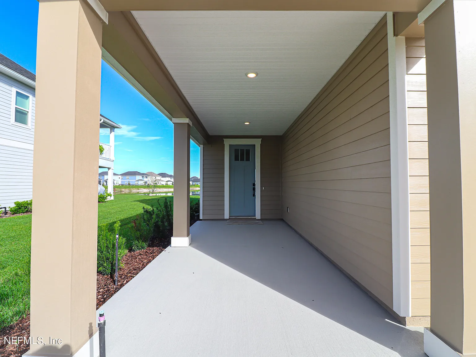4 bed, 2.5 bath, 2100 sqft, $3,300 — Photo 4