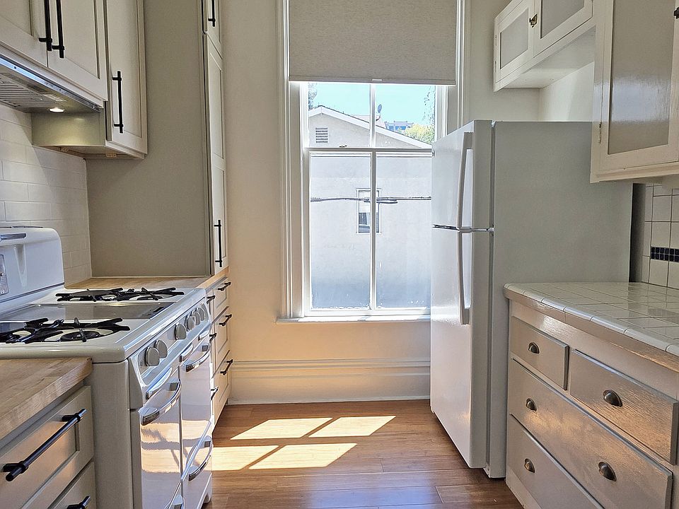 1st image of 610 14th St #D