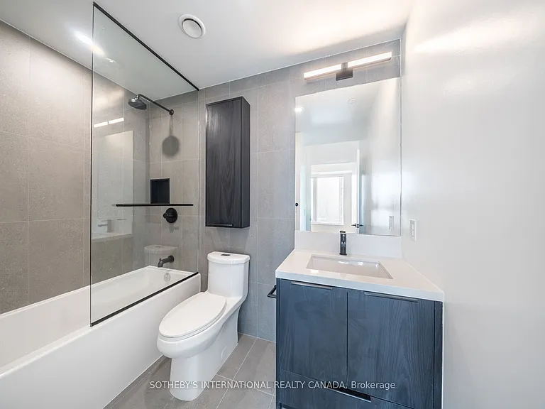 5 York Rd #911 — Photo 17